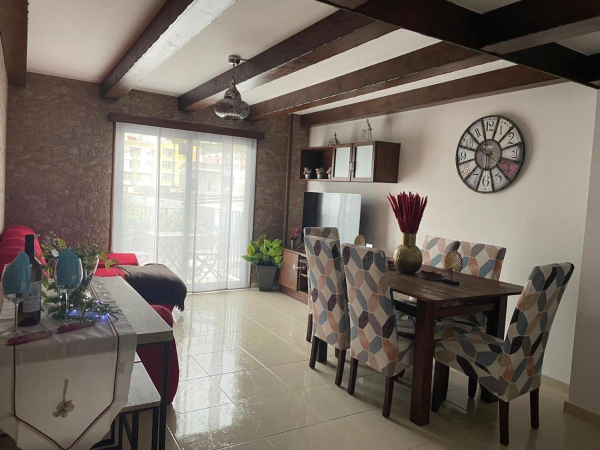 Vivienda Ubuntu Apartment Los Llanos De Aridane Luaran gambar